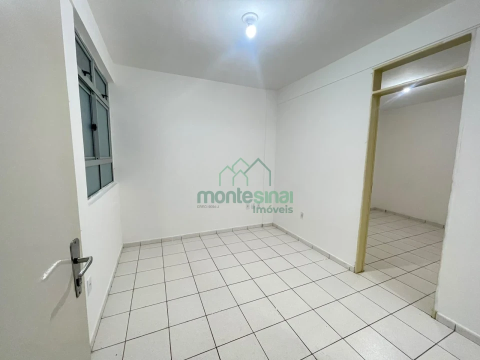 Apartamento para locação no Centro de Garanhuns por R$900,00