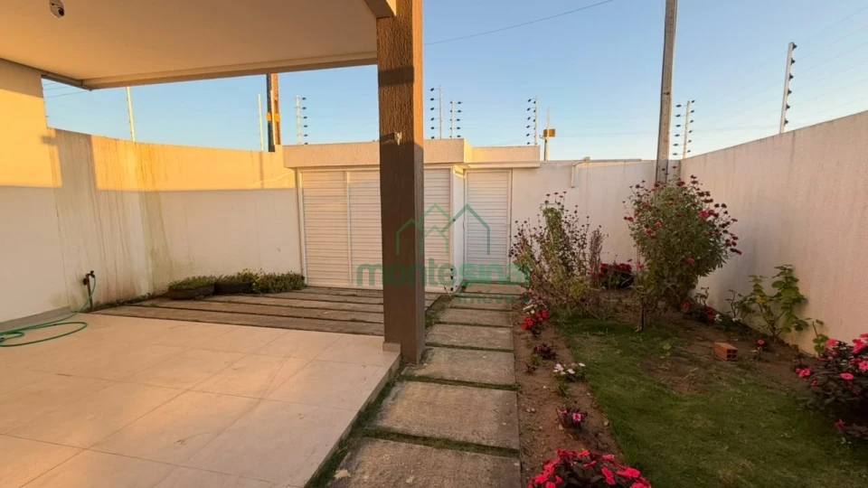 Imagens do imóveis Casa para locação no cidade das flores em Garanhuns por R$2.200
