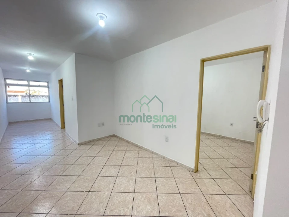 Apartamento com dois quartos para locação no Centro de Garanhuns por R$1.350,00