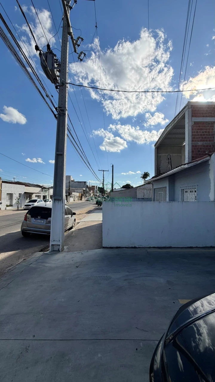 Ponto comercial para locação no Heliópolis por R$6.000