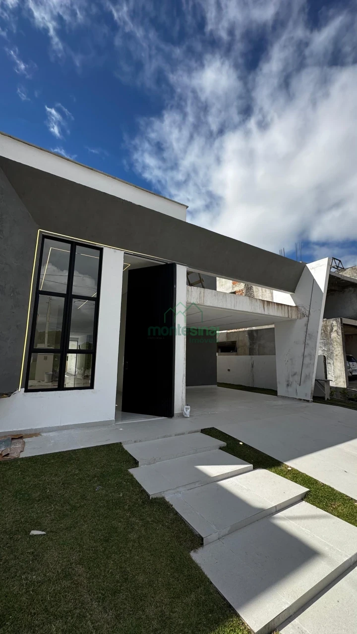 Imagens do imóveis Casa de alto padrão para locação no Portal das Colinas por R$5000,00