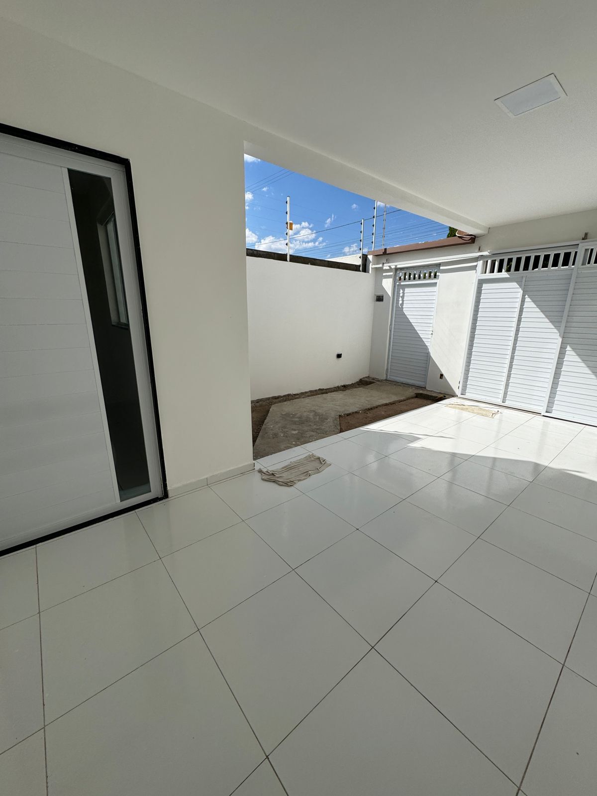 Imagens do imóveis Casa Padrão 80 m² Severiano Morares Filho por R$220.000,00