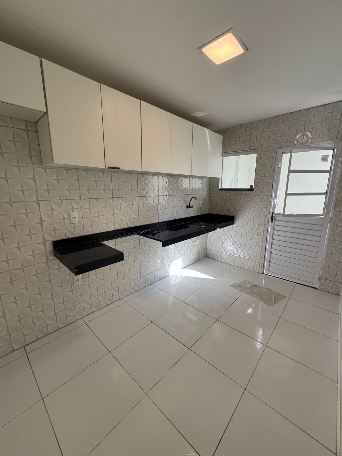 Imagens do imóveis Casa Padrão 80 m² Severiano Morares Filho por R$220.000,00