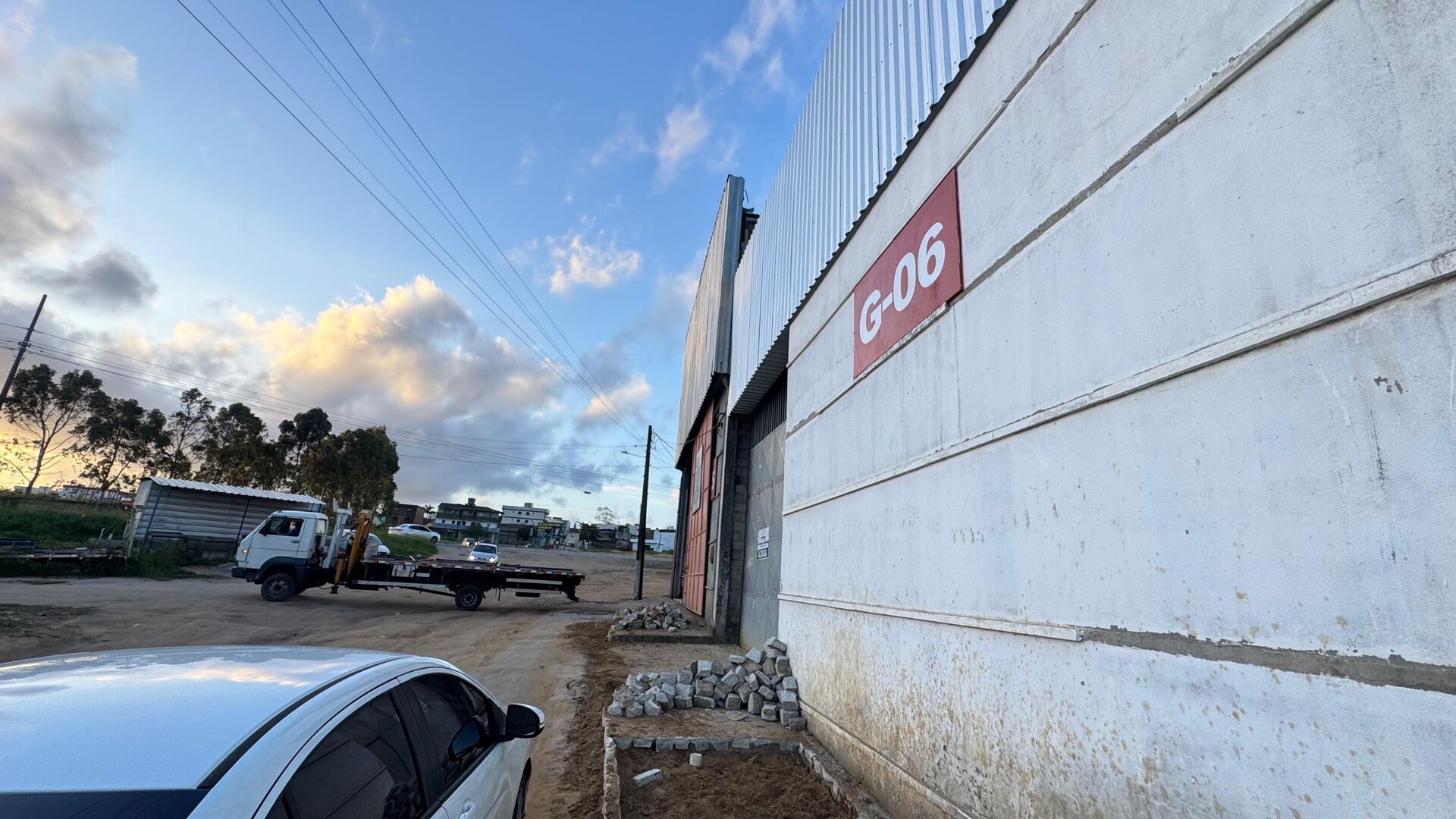 o para Aluguel R$3.500,00 bairro Francisco Simão dos Santos Figueira-Garanhunsueira - Garanhuns/PE