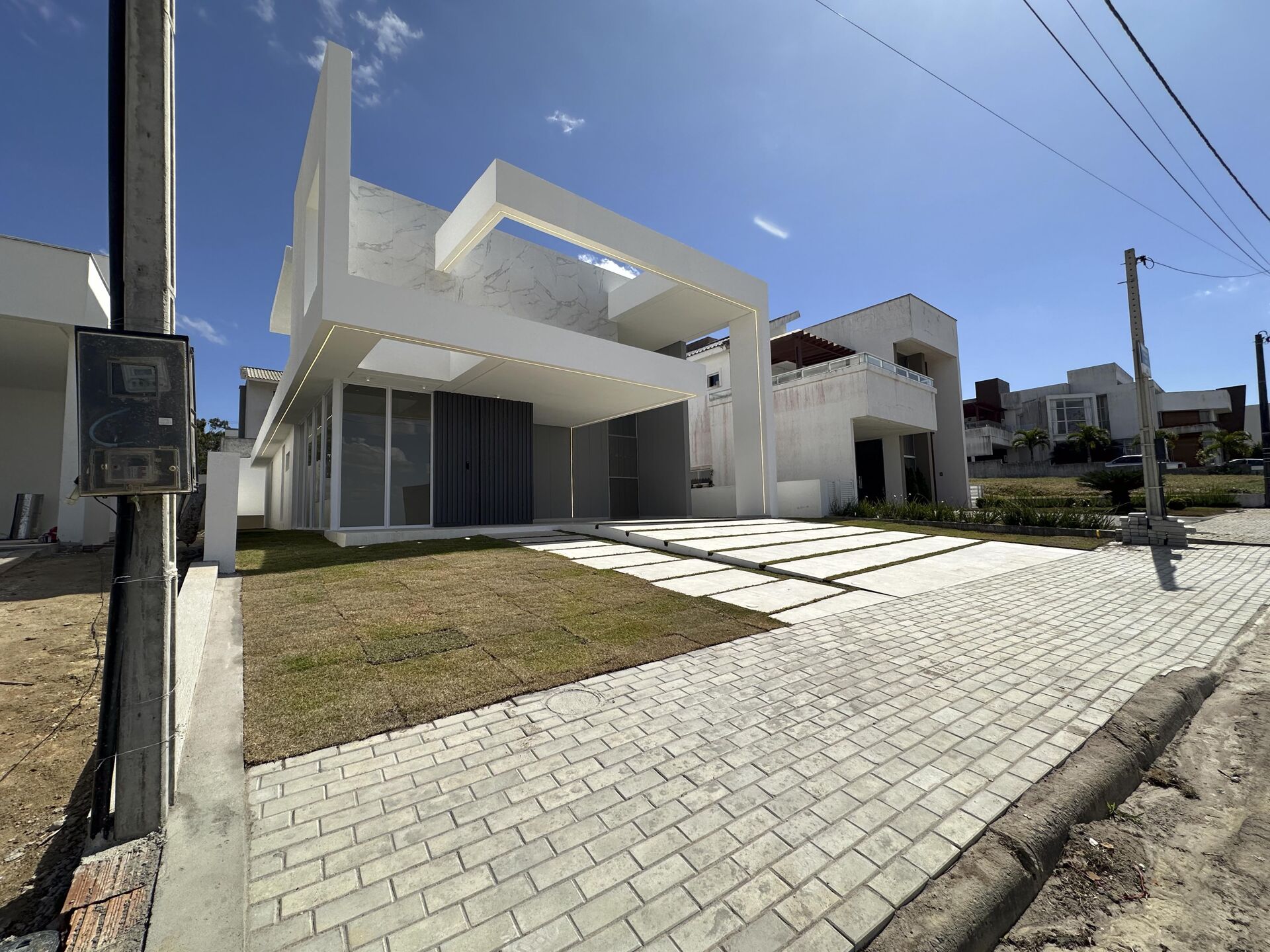 Casa Alto Padrão á venda por R$ 1.350.000,00 no condominio Bellevue