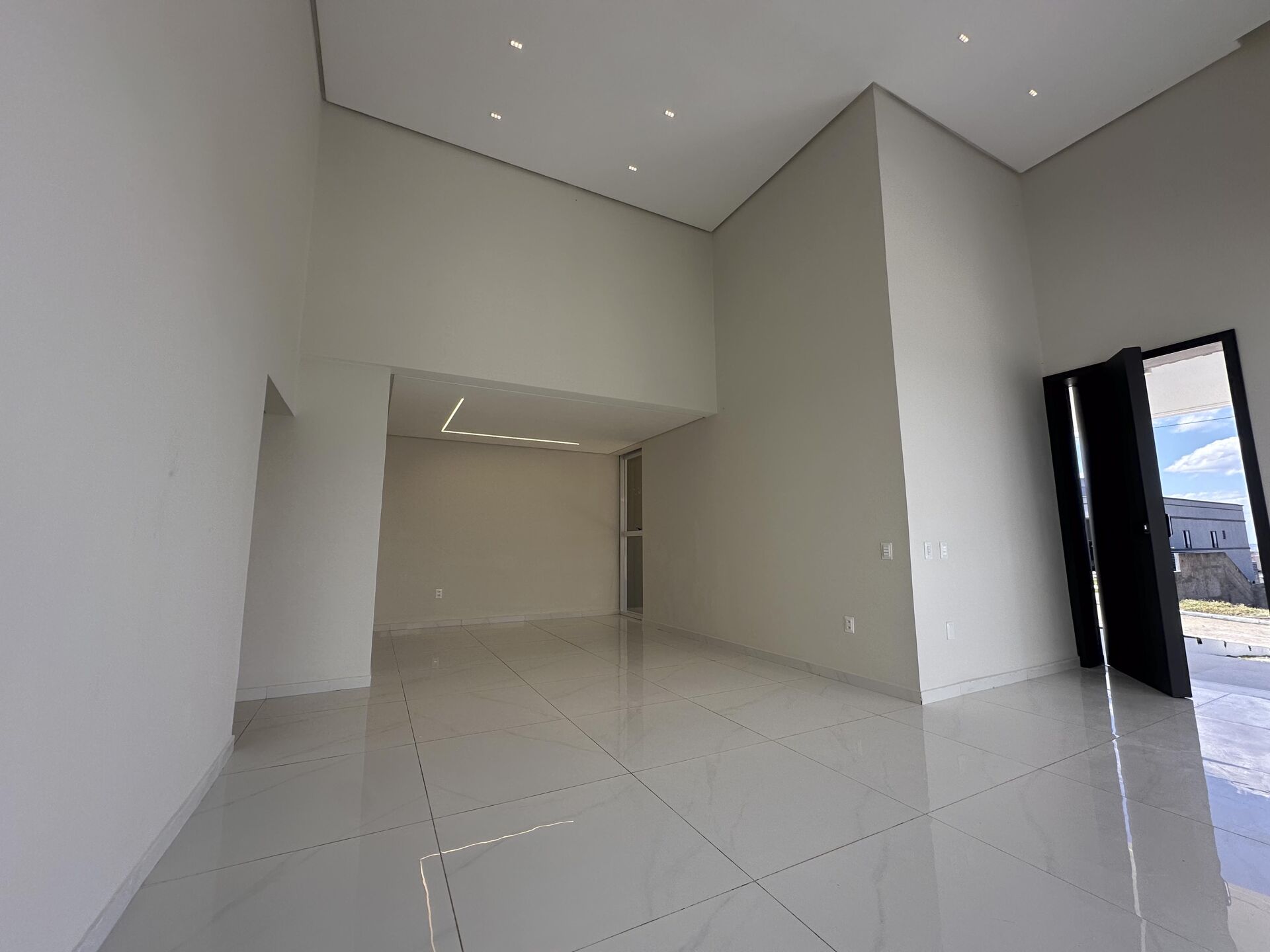 Casa Alto Padrão á venda por R$ 1.350.000,00 no condominio Bellevue