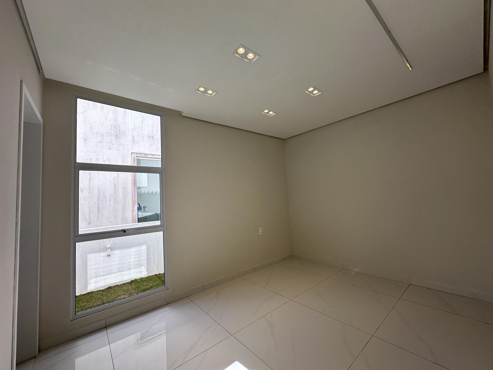 Casa Alto Padrão á venda por R$ 1.350.000,00 no condominio Bellevue