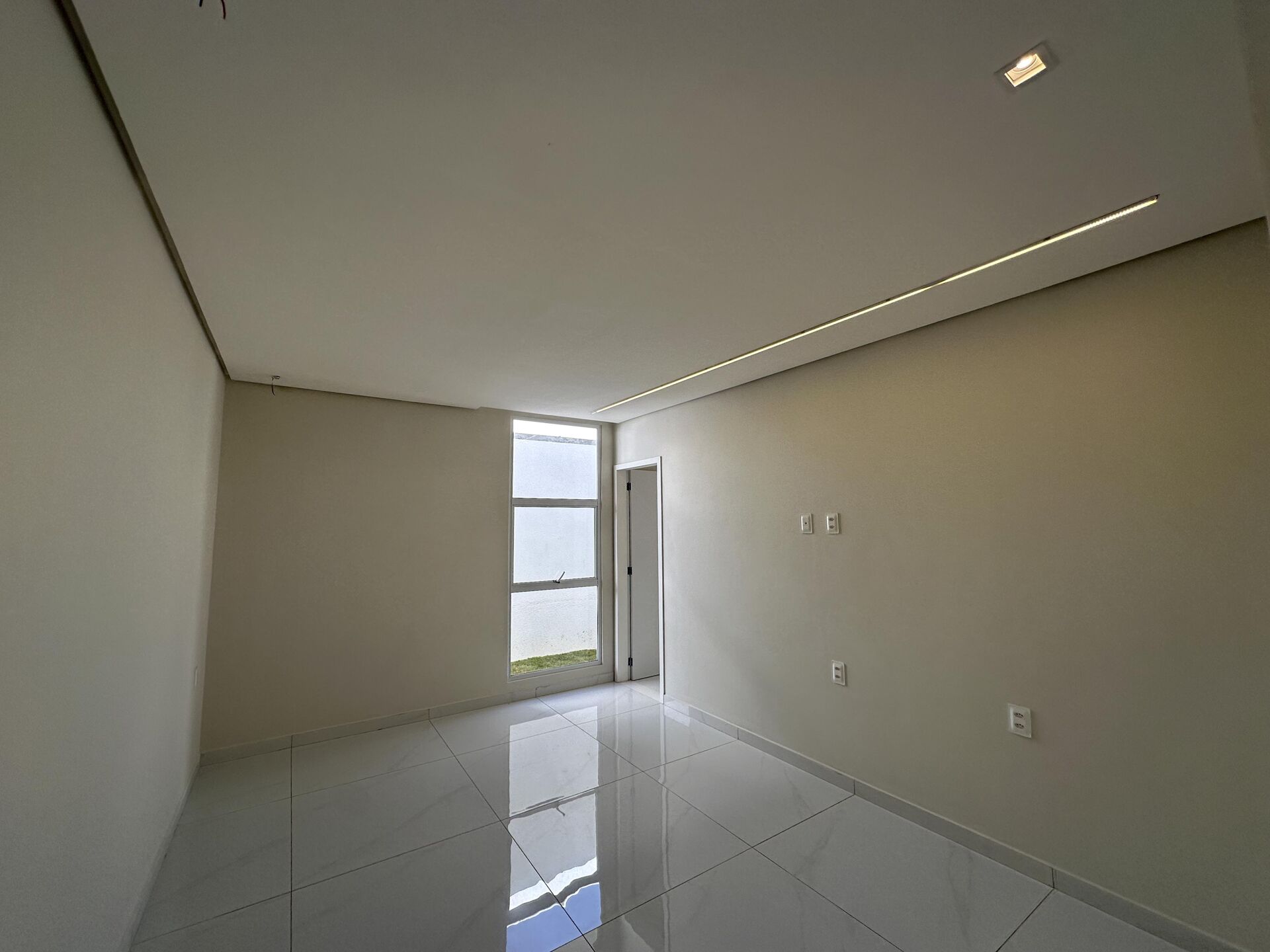 Casa Alto Padrão á venda por R$ 1.350.000,00 no condominio Bellevue