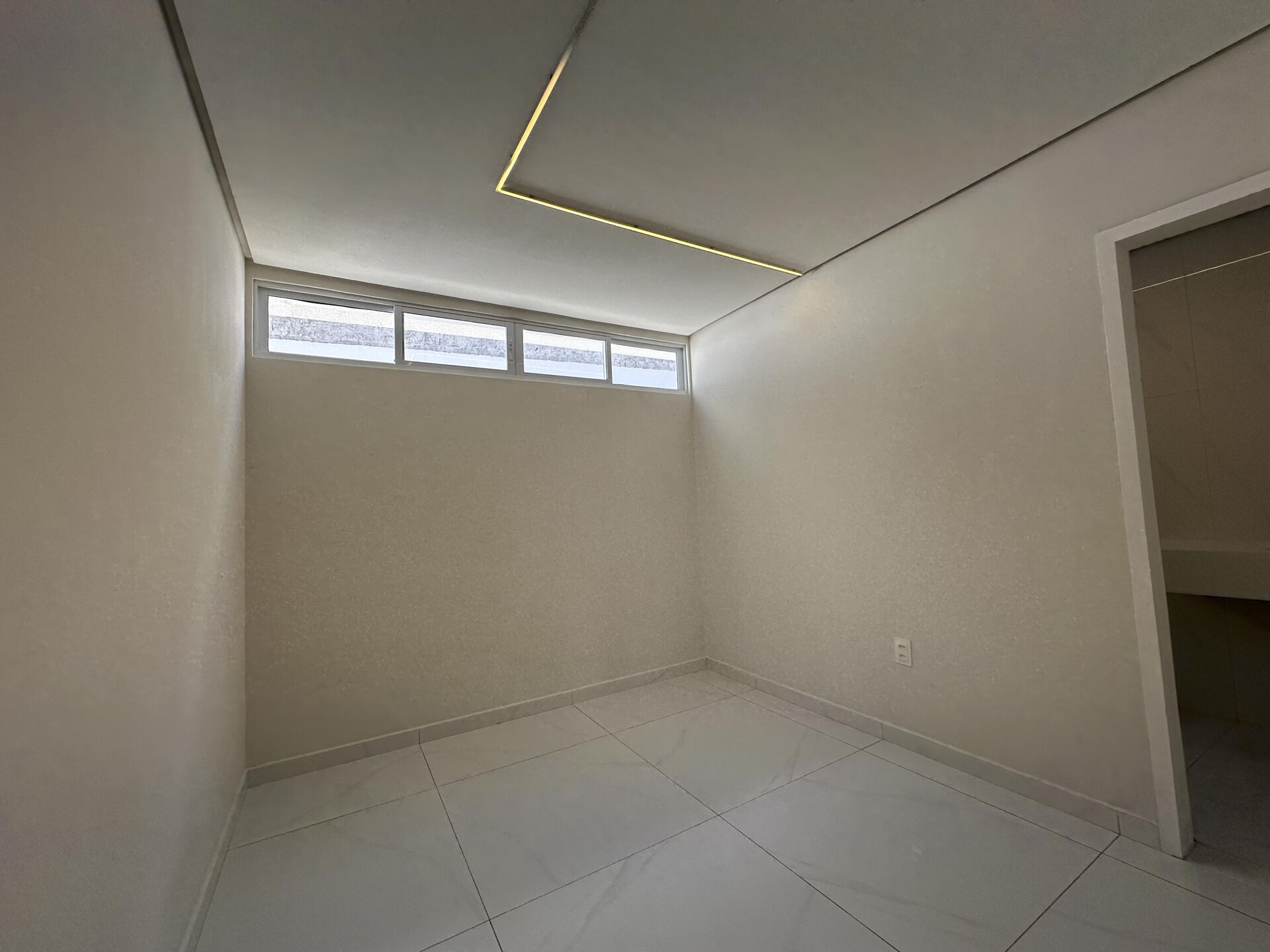 Casa Alto Padrão á venda por R$ 1.350.000,00 no condominio Bellevue