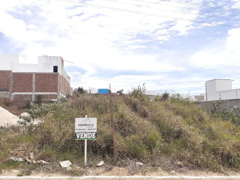 Imagens do imóveis Terreno à venda, 200 m² por R$ 90.000 - Cidade das Flores - Garanhuns/PE