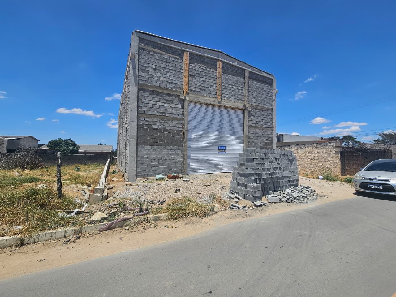 Pavilhão/Galpão Industrial para venda entrada cohab III  R$550.000,00