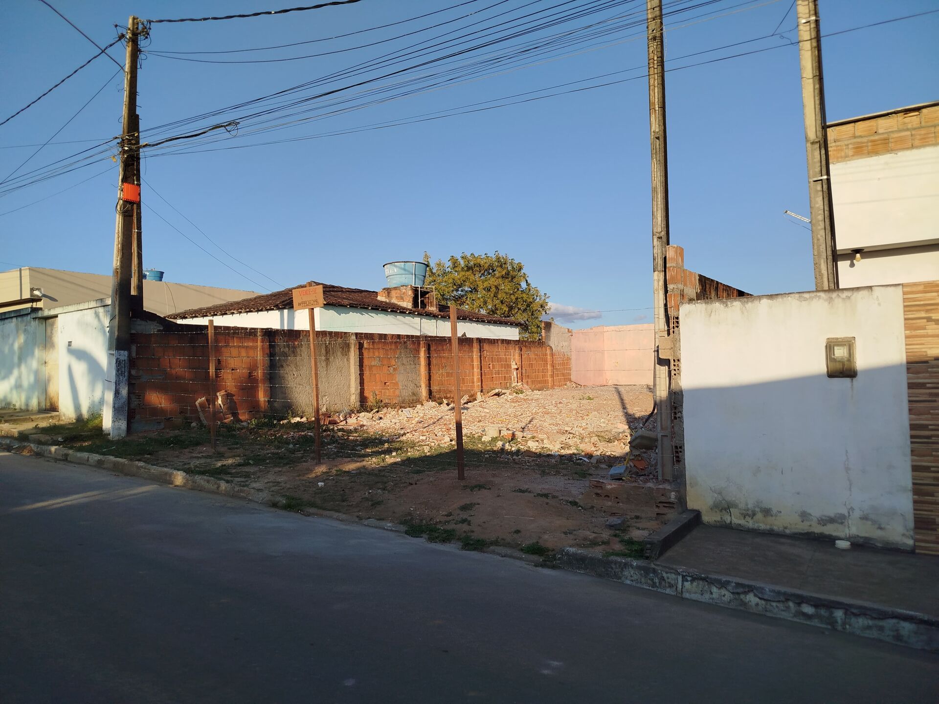Imagens do imóveis Terreno à venda, 240 m² por R$ 76.000,00 - Francisco Simão dos Santos Figueira