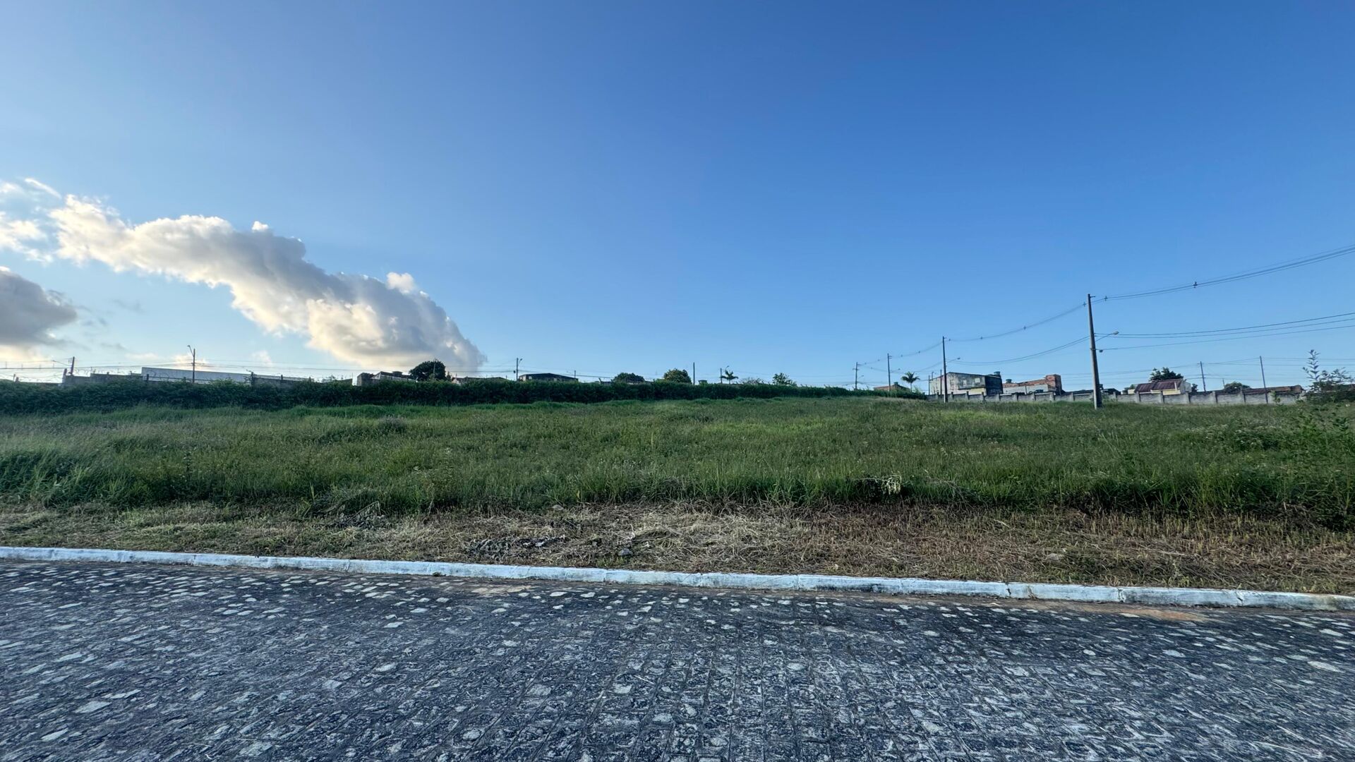 Imagens do imóveis R$100.000,00