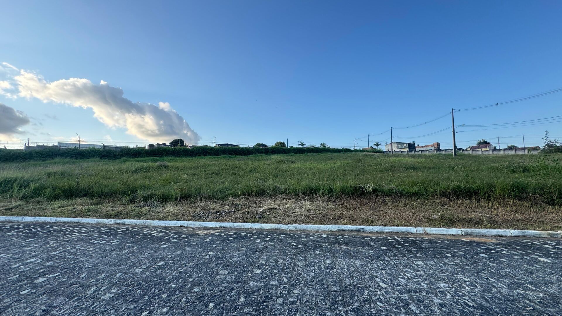 Imagens do imóveis R$100.000,00