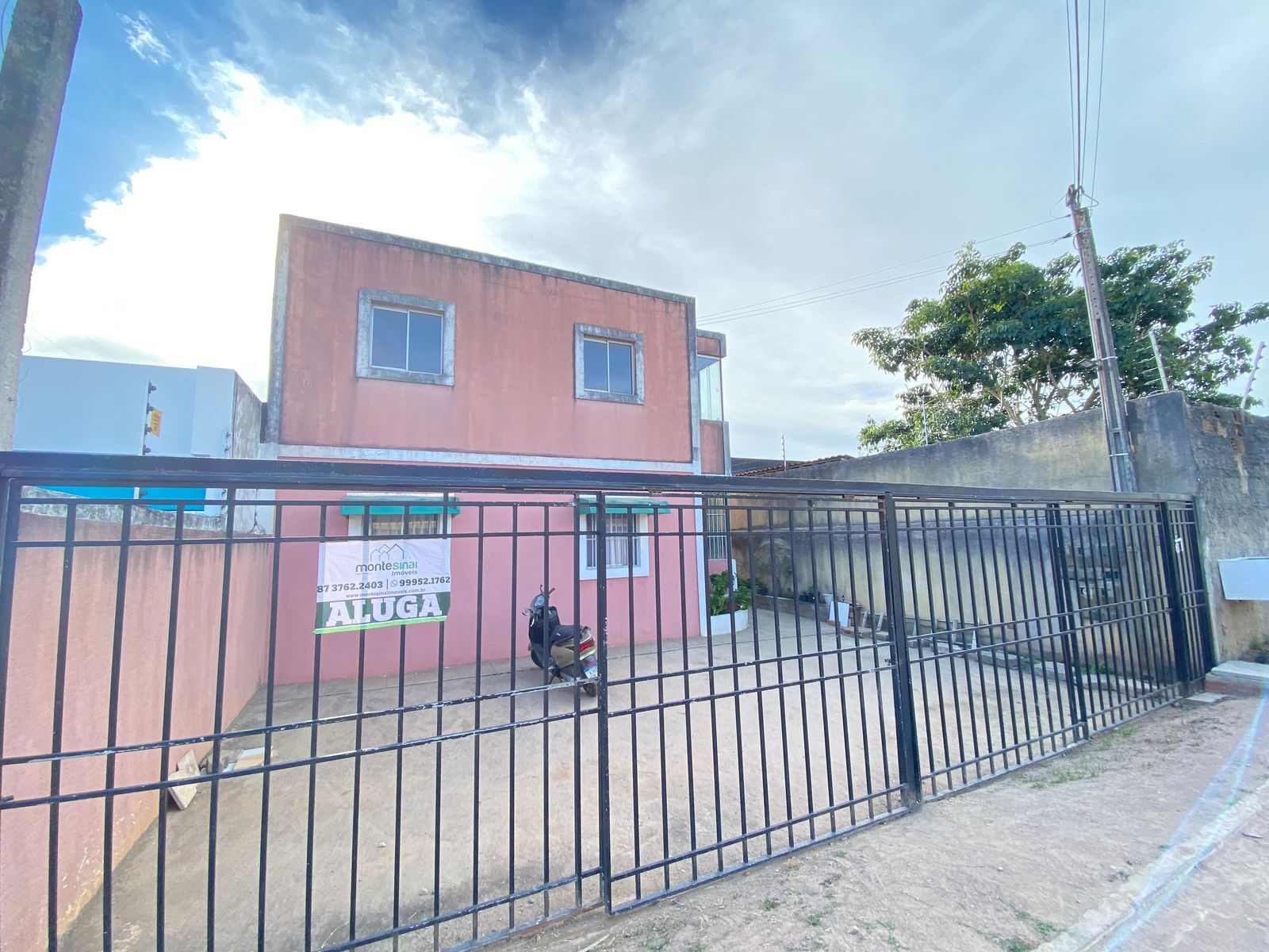 Apartamento padrão, aluguel por R$ 800,00 no bairro  Francisco Simão dos Santos Figueira