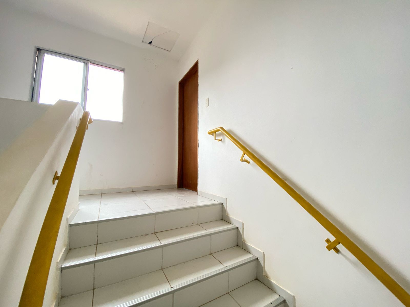 Apartamento padrão, aluguel por R$ 800,00 no bairro  Francisco Simão dos Santos Figueira