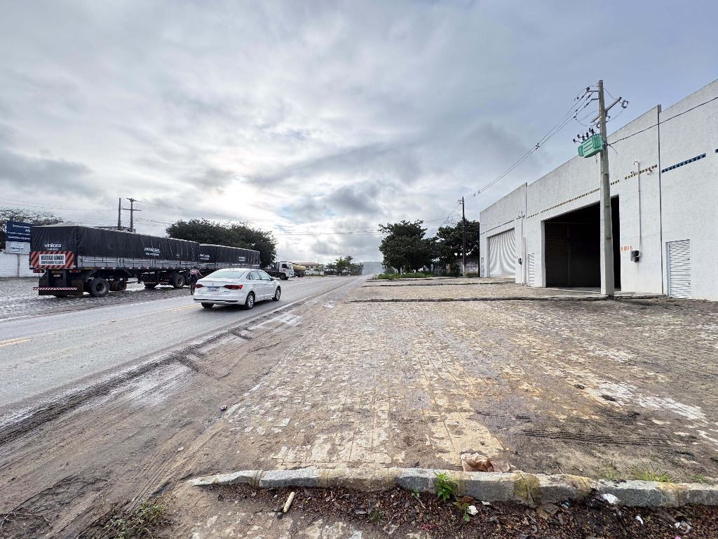 Galpão para alugar por R$ 3.700,00/mês - Aloísio Pinto - Garanhuns/PE