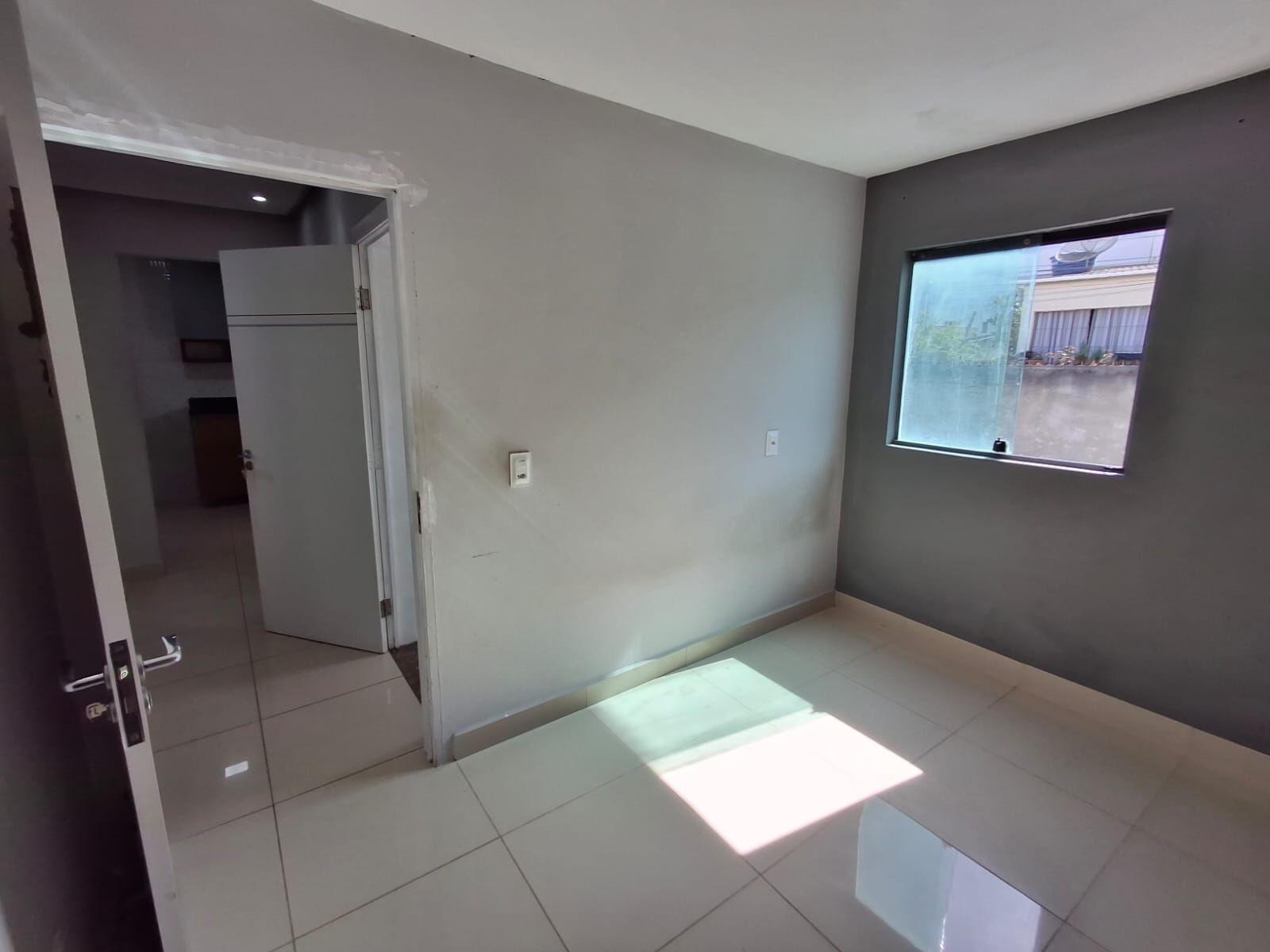 Prédio com dois apartamentos à venda térreo e primeiro andar cohab 1 por R$350.000.00 em Garanhuns-PE