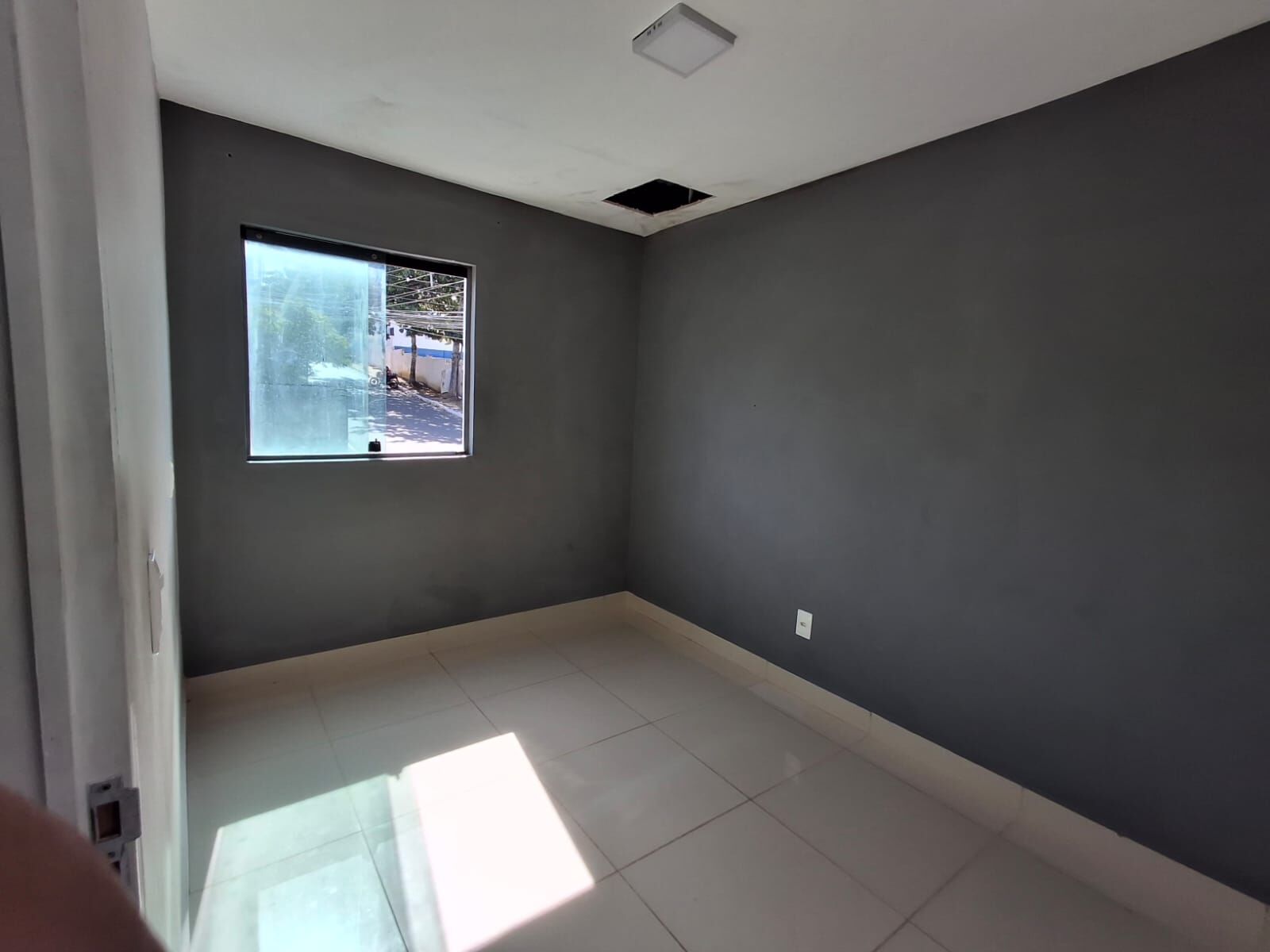 Prédio com dois apartamentos à venda térreo e primeiro andar cohab 1 por R$350.000.00 em Garanhuns-PE