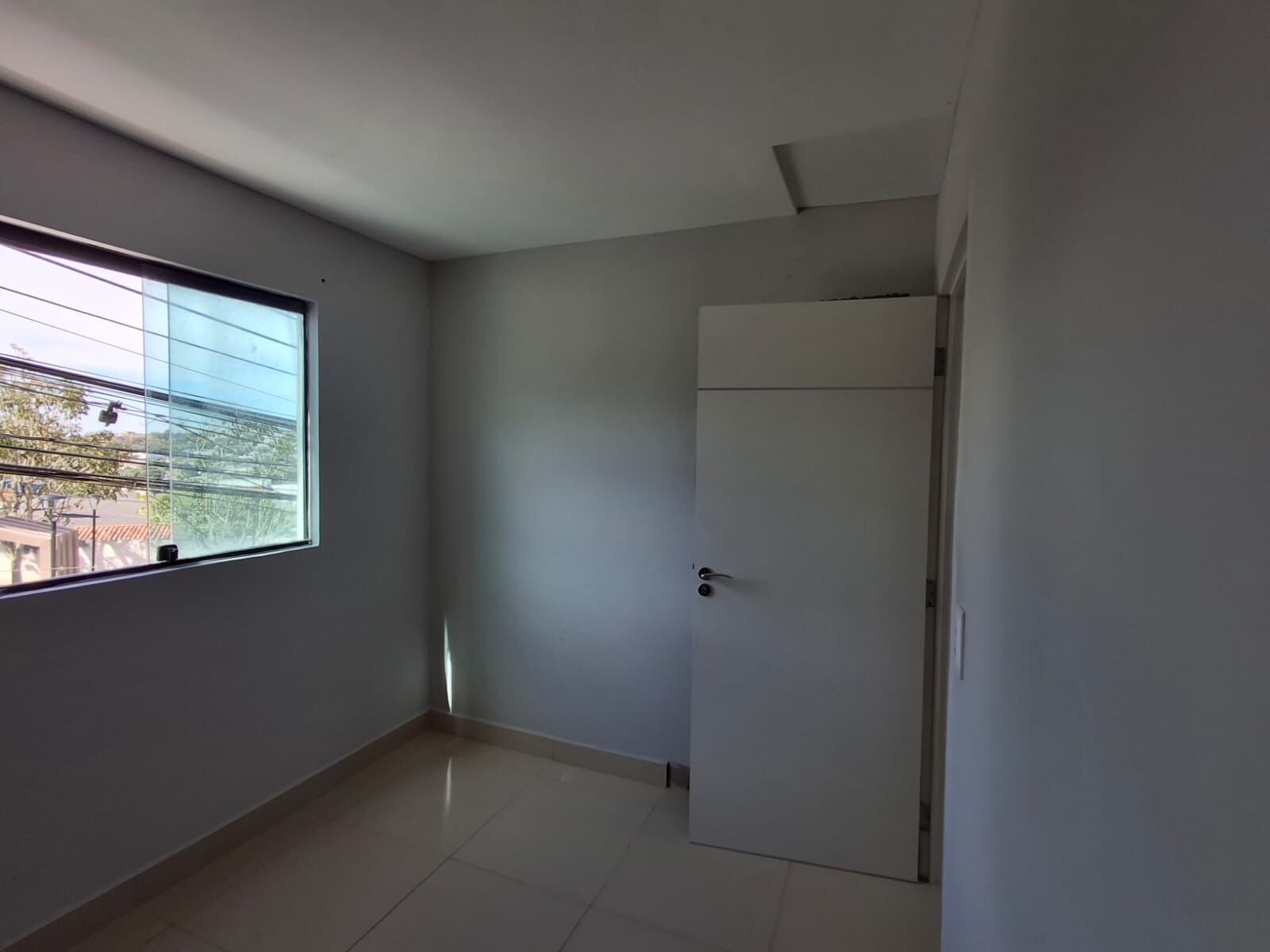 Prédio com dois apartamentos à venda térreo e primeiro andar cohab 1 por R$350.000.00 em Garanhuns-PE
