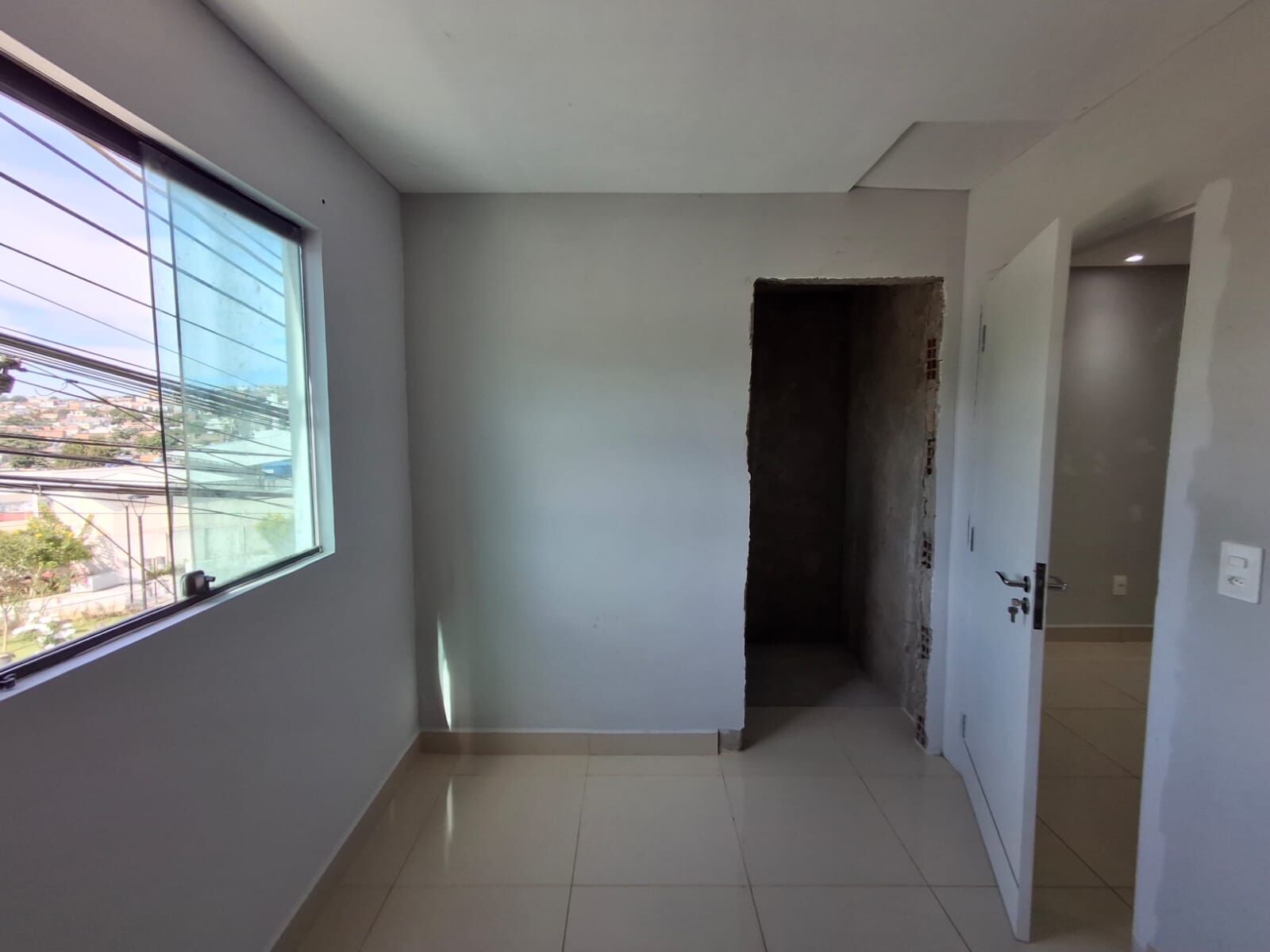 Prédio com dois apartamentos à venda térreo e primeiro andar cohab 1 por R$350.000.00 em Garanhuns-PE