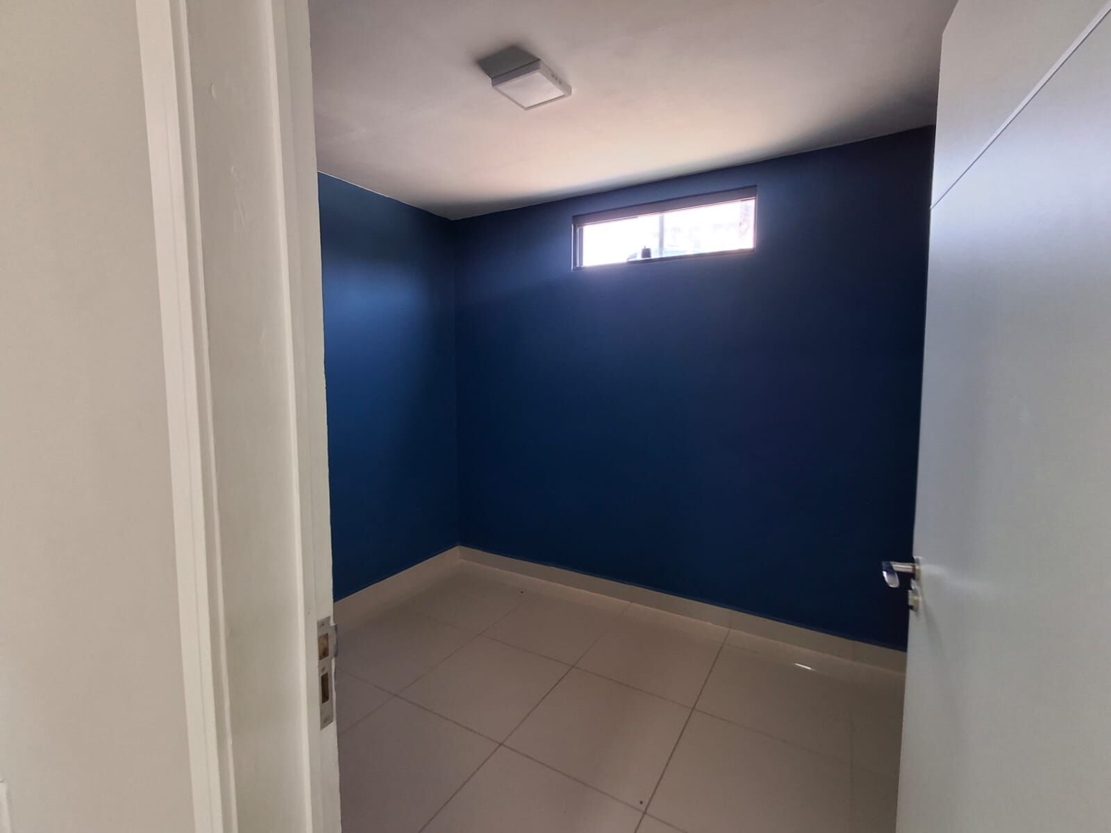 Prédio com dois apartamentos à venda térreo e primeiro andar cohab 1 por R$350.000.00 em Garanhuns-PE