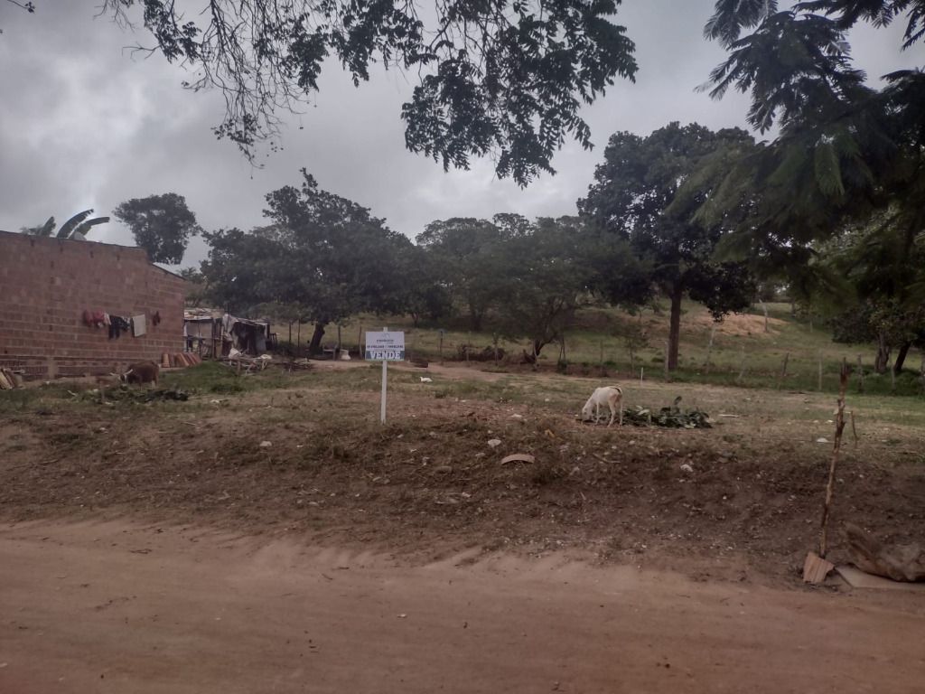 Imagens do imóveis Terreno à venda, 300 m² por R$ 12.000,00 - Miracica - Garanhuns/PE