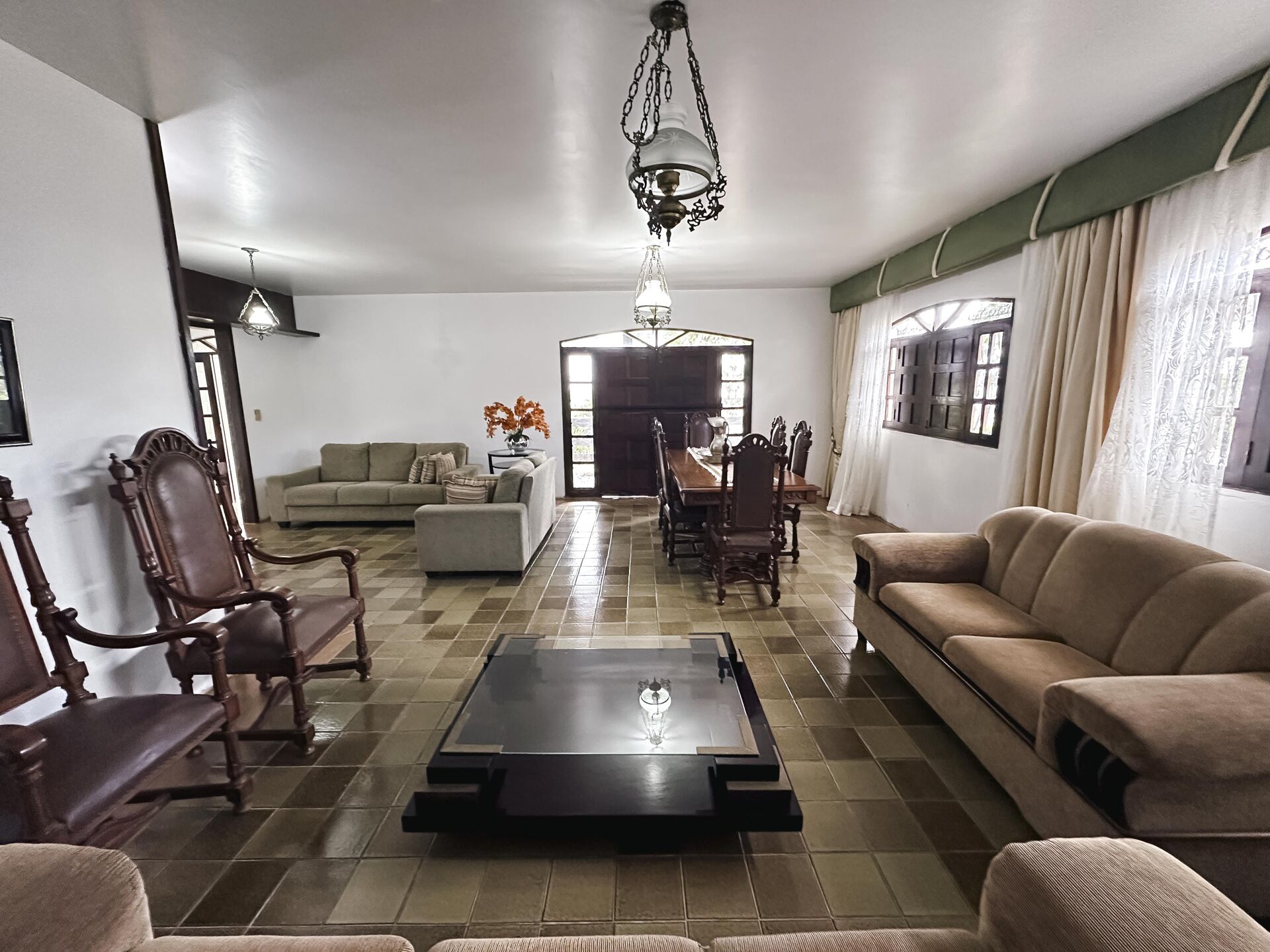 lto Padrão em Heliópolis,R$1.800.000,00 Garanhuns/PE-Residencial ou Comercial