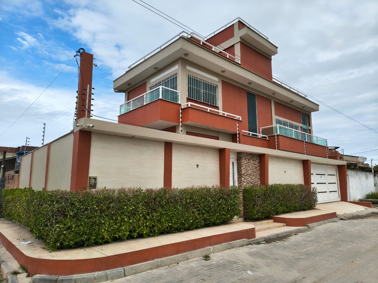 Imagens do imóveis ão à venda em São José da Coroa Grande-PE porteira fechada por R$900.000,00