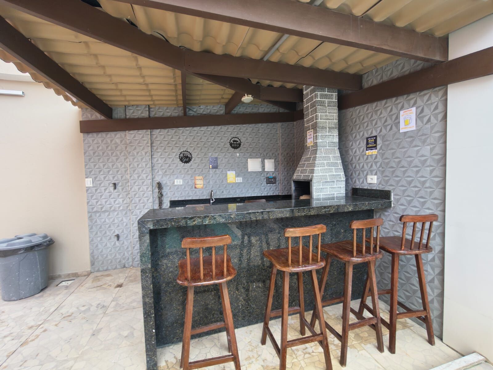 Imagens do imóveis ão à venda em São José da Coroa Grande-PE porteira fechada por R$900.000,00