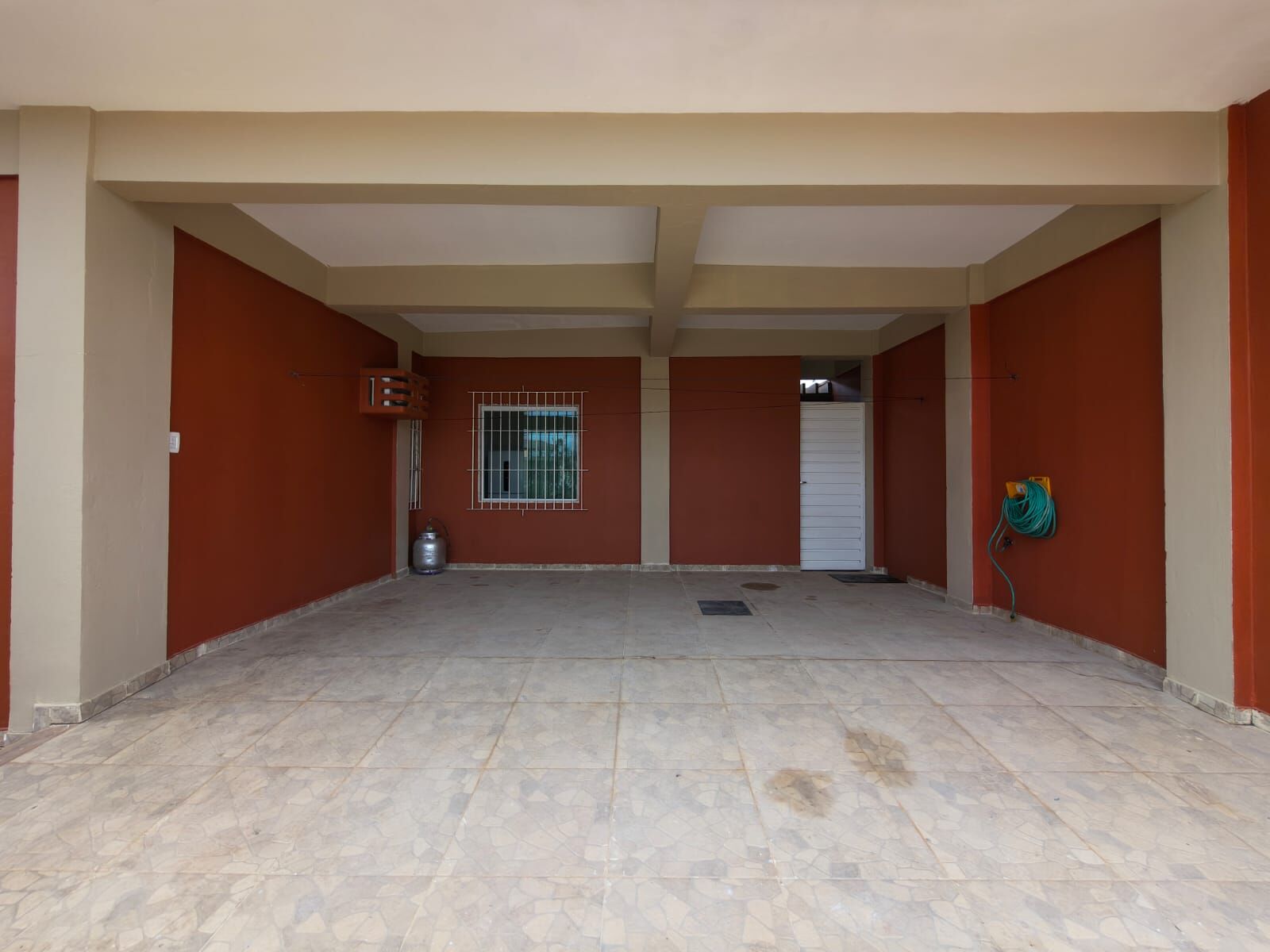 Imagens do imóveis ão à venda em São José da Coroa Grande-PE porteira fechada por R$900.000,00