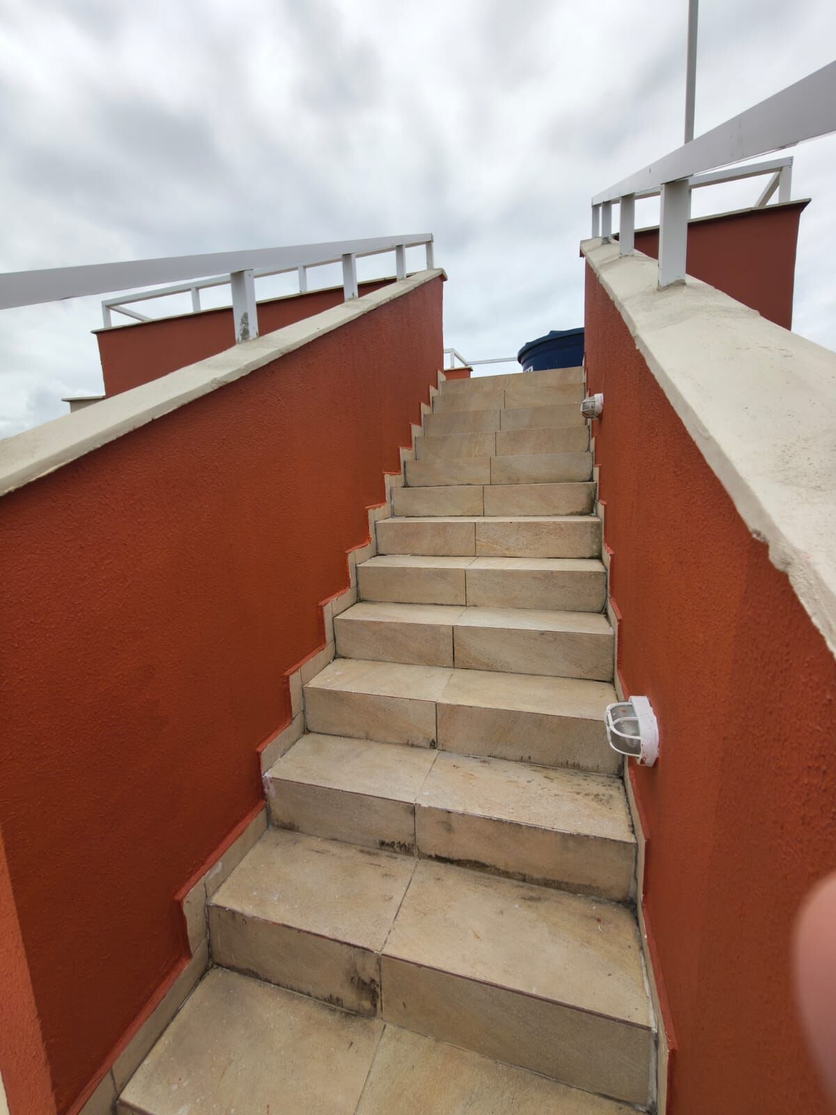 Imagens do imóveis ão à venda em São José da Coroa Grande-PE porteira fechada por R$900.000,00