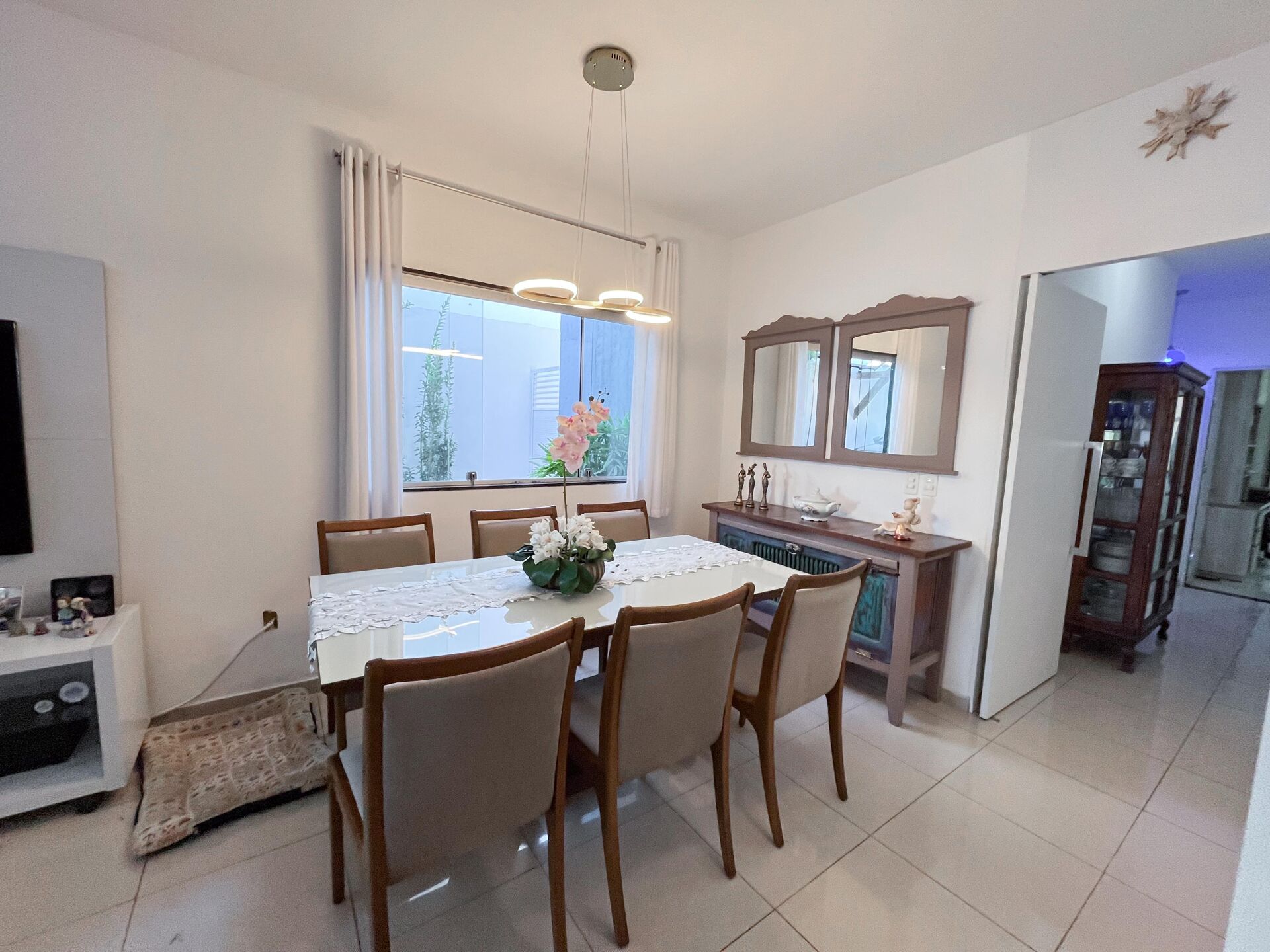 Imagens do imóveis Casa Alto Padrão Por R$ 735.000,00 No Condominio Mont Serrat