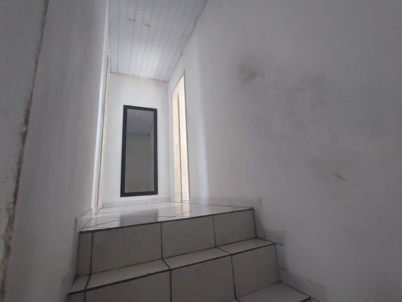 Casa Padrão a venda por R$ 350.000,00 no bairro Heliopolis