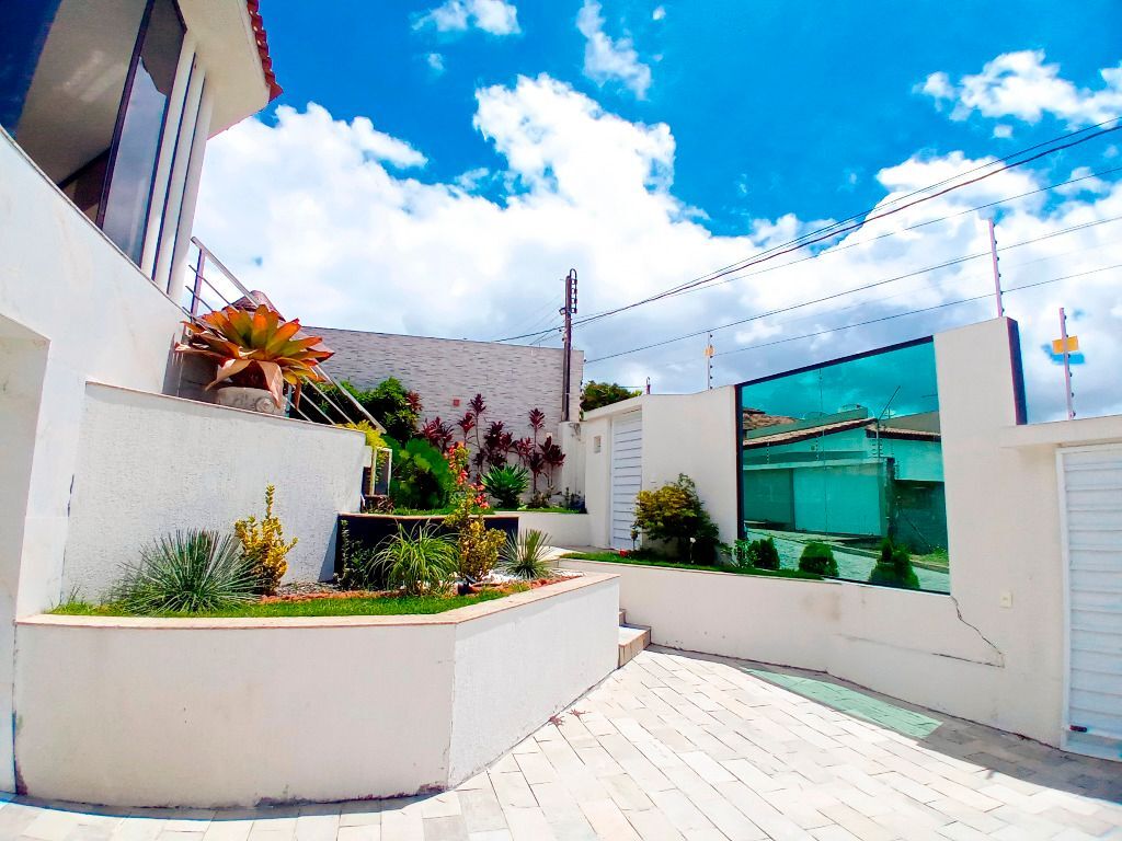 Imagens do imóveis Casa com 4 quartos à venda, 280 m² por R$ 1.500.000 - São José - Garanhuns/PE
