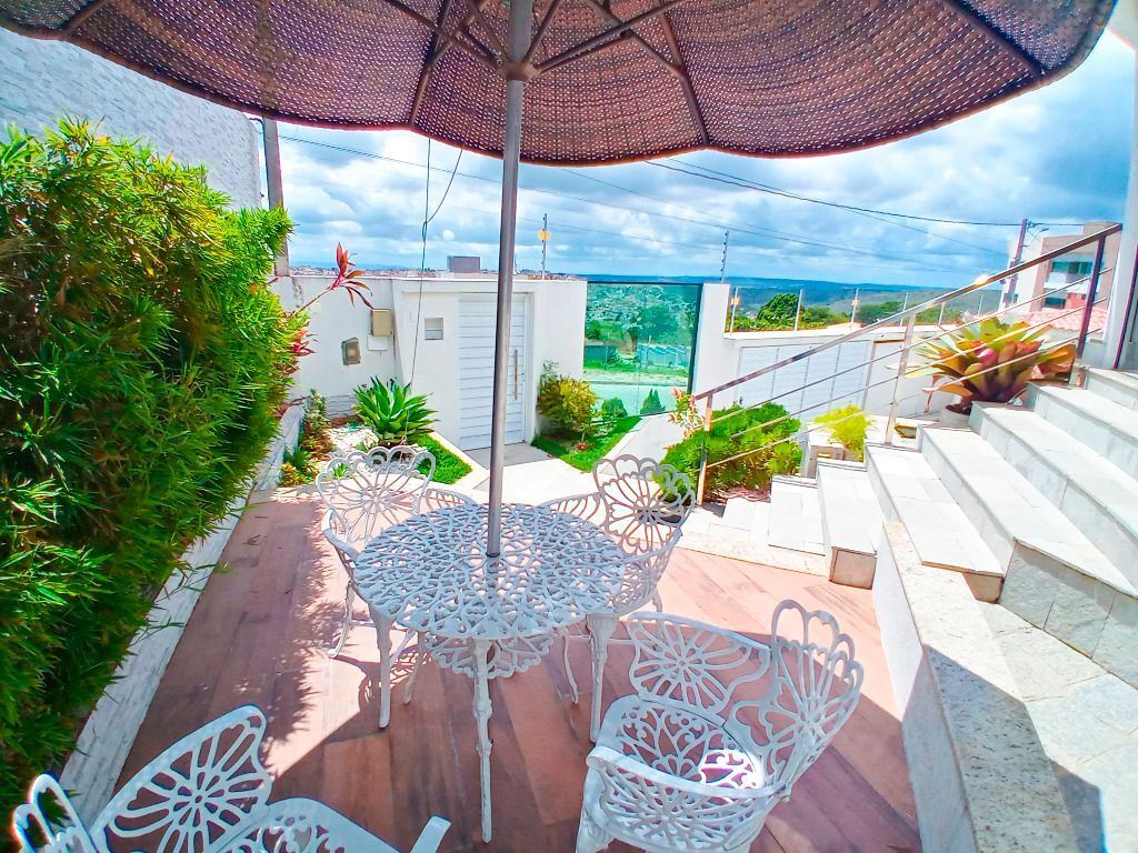 Imagens do imóveis Casa com 4 quartos à venda, 280 m² por R$ 1.500.000 - São José - Garanhuns/PE