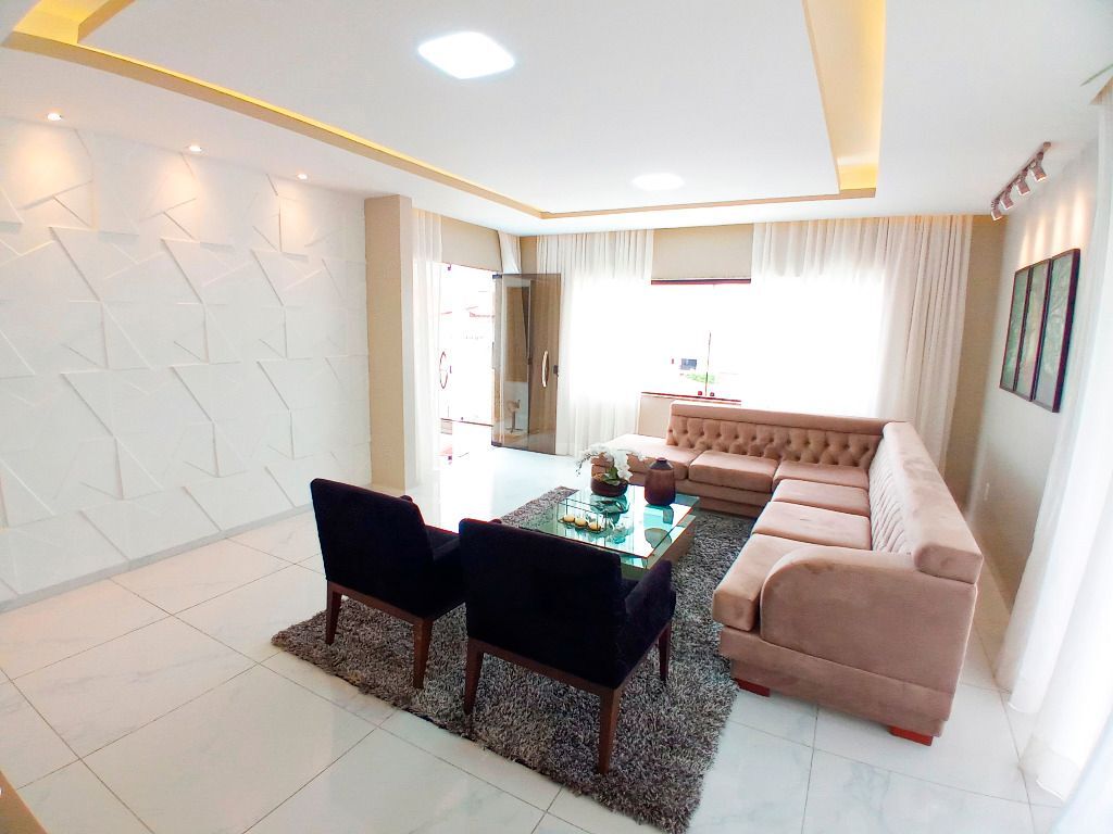 Imagens do imóveis Casa com 4 quartos à venda, 280 m² por R$ 1.500.000 - São José - Garanhuns/PE