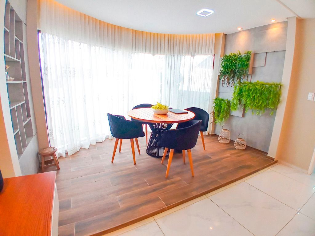 Casa com 4 quartos à venda, 280 m² por R$ 1.500.000 - São José - Garanhuns/PE