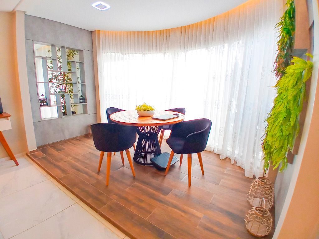 Casa com 4 quartos à venda, 280 m² por R$ 1.500.000 - São José - Garanhuns/PE