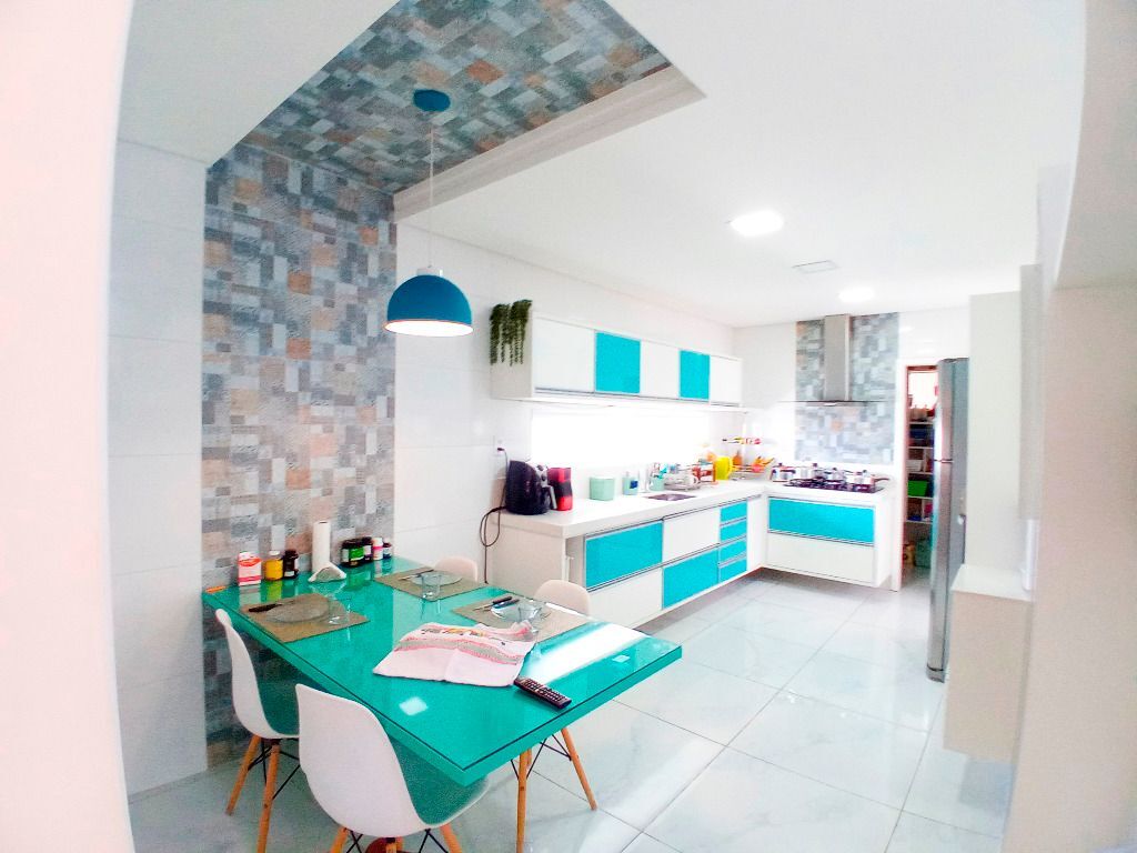 Casa com 4 quartos à venda, 280 m² por R$ 1.500.000 - São José - Garanhuns/PE