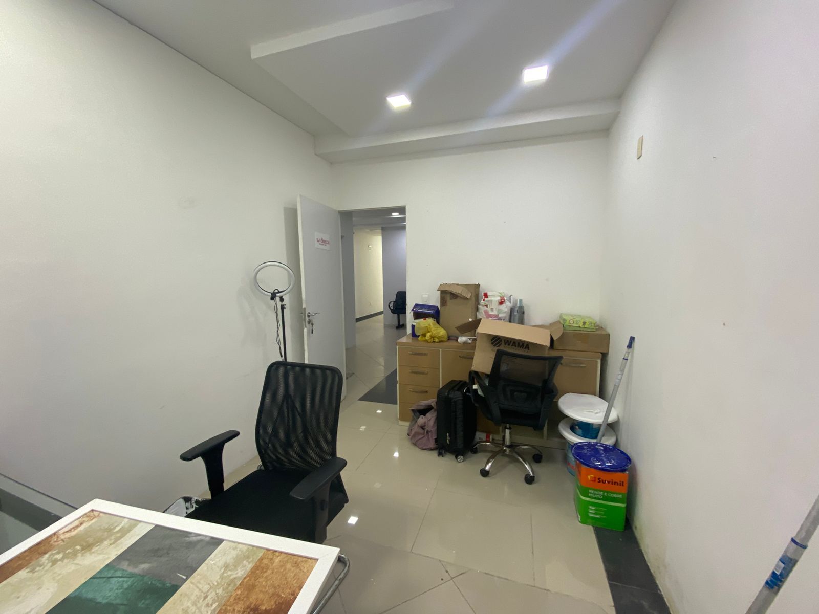 Sala Comercial aluguel por R$ 1.000,00 Lagam da Duque