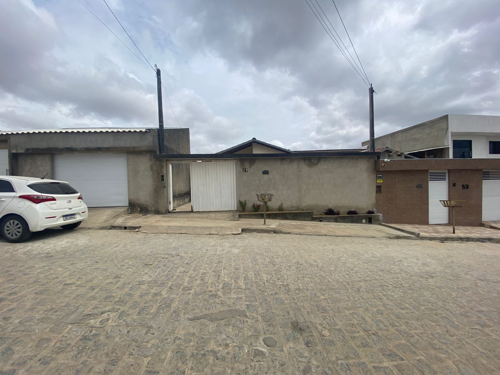 Casa Padrão mobiliada para aluguel no Viana e Moura/Dom Helder Câmara Garanhuns/PE R$1300,00