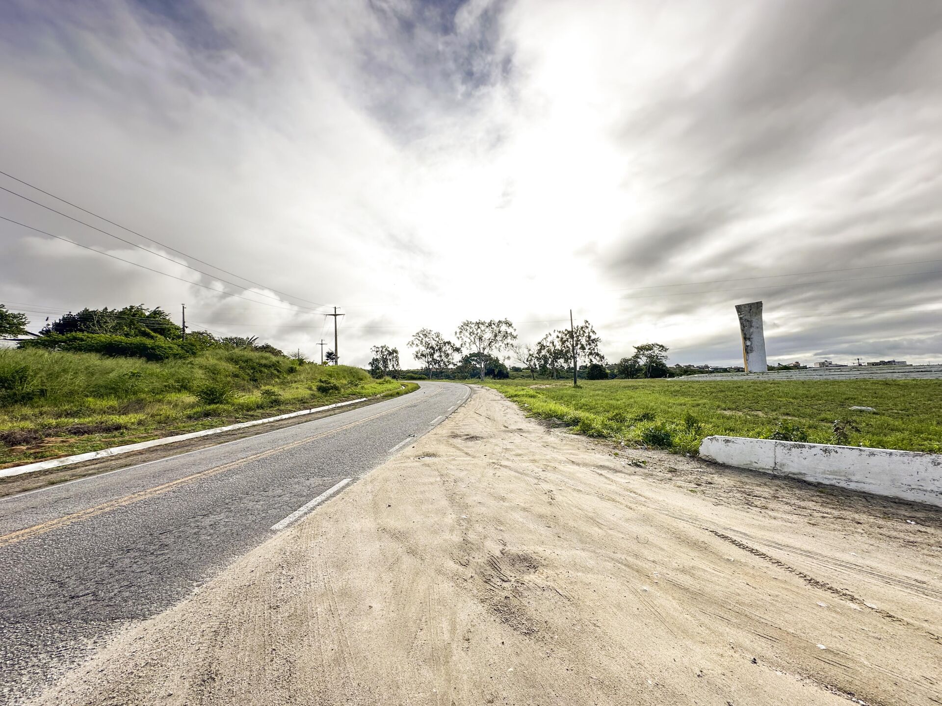 Imagens do imóveis Terreno a venda por  R$ 140.000,00 no bairro Severiano Moraes Filho