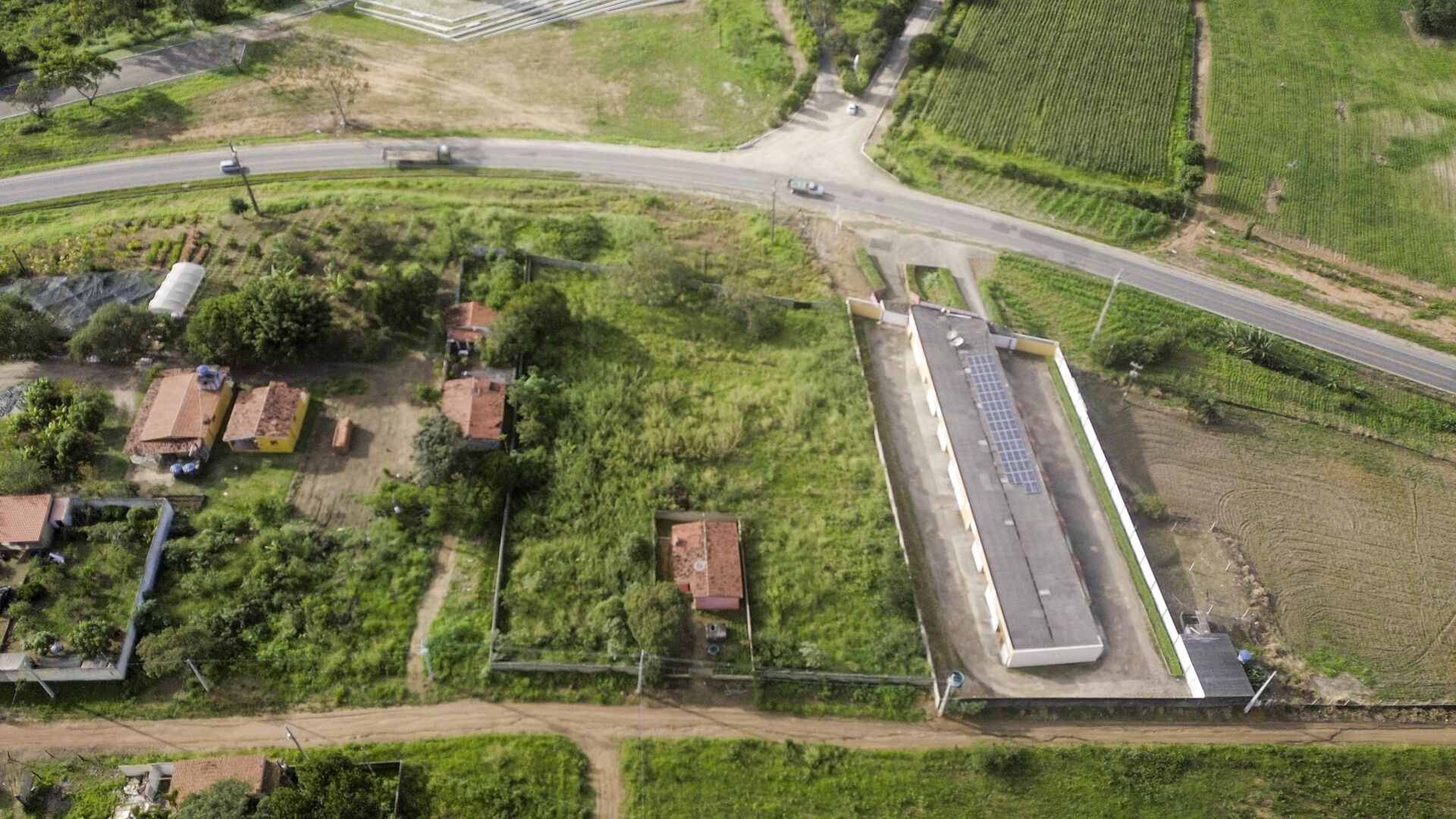 Imagens do imóveis Terreno a venda por  R$ 140.000,00 no bairro Severiano Moraes Filho