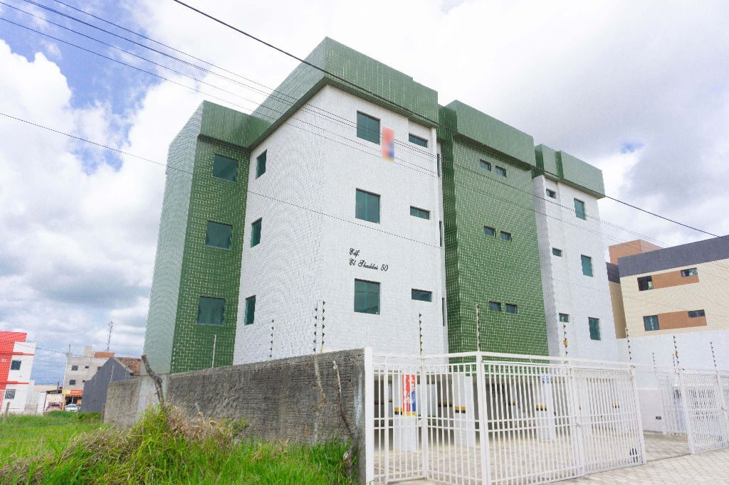 Imagens do imóveis Apartamento com 2 quartos à venda por R$ 200.000 - Manoel Camelo - Garanhuns/PE