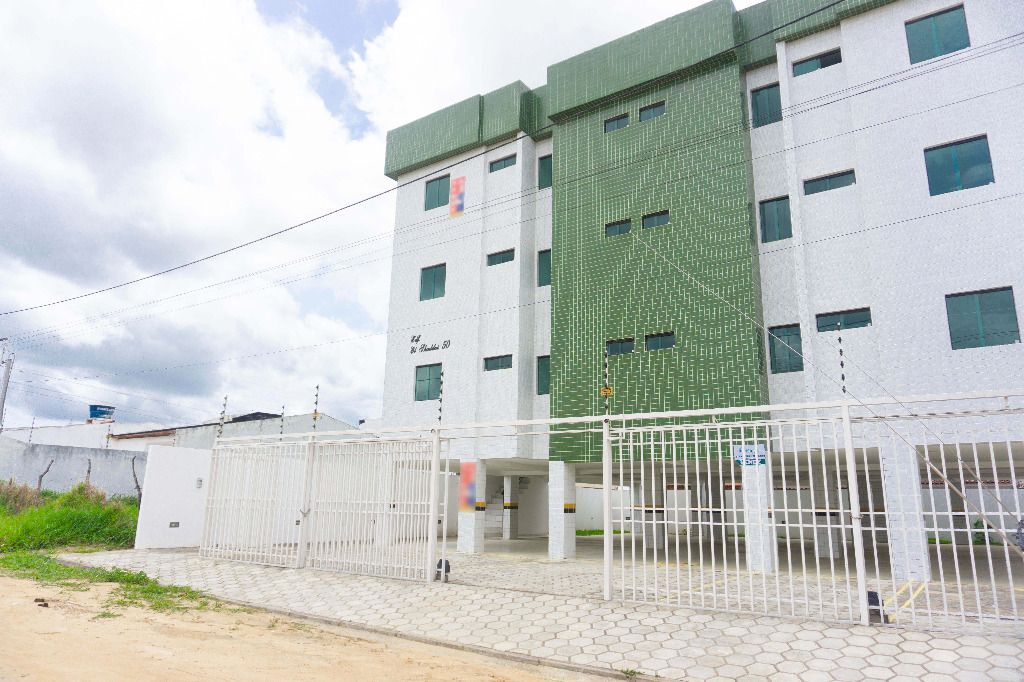 Imagens do imóveis Apartamento com 2 quartos à venda por R$ 200.000 - Manoel Camelo - Garanhuns/PE