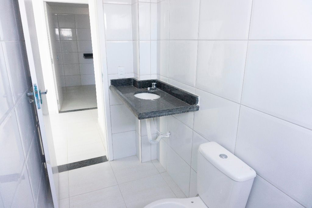 Imagens do imóveis Apartamento com 2 quartos à venda por R$ 200.000 - Manoel Camelo - Garanhuns/PE