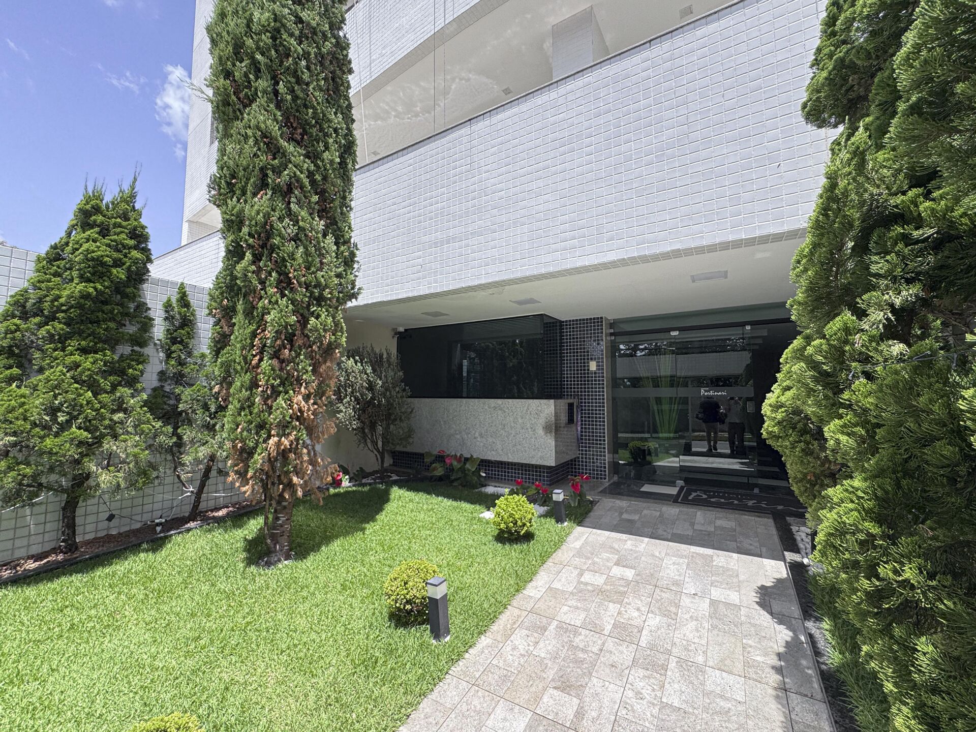 Imagens do imóveis Apartamento para Aluguel Alto Padrão Edifício Portinari por R$ 4.500,00 no bairro Heliópolis - Garanhuns/PE