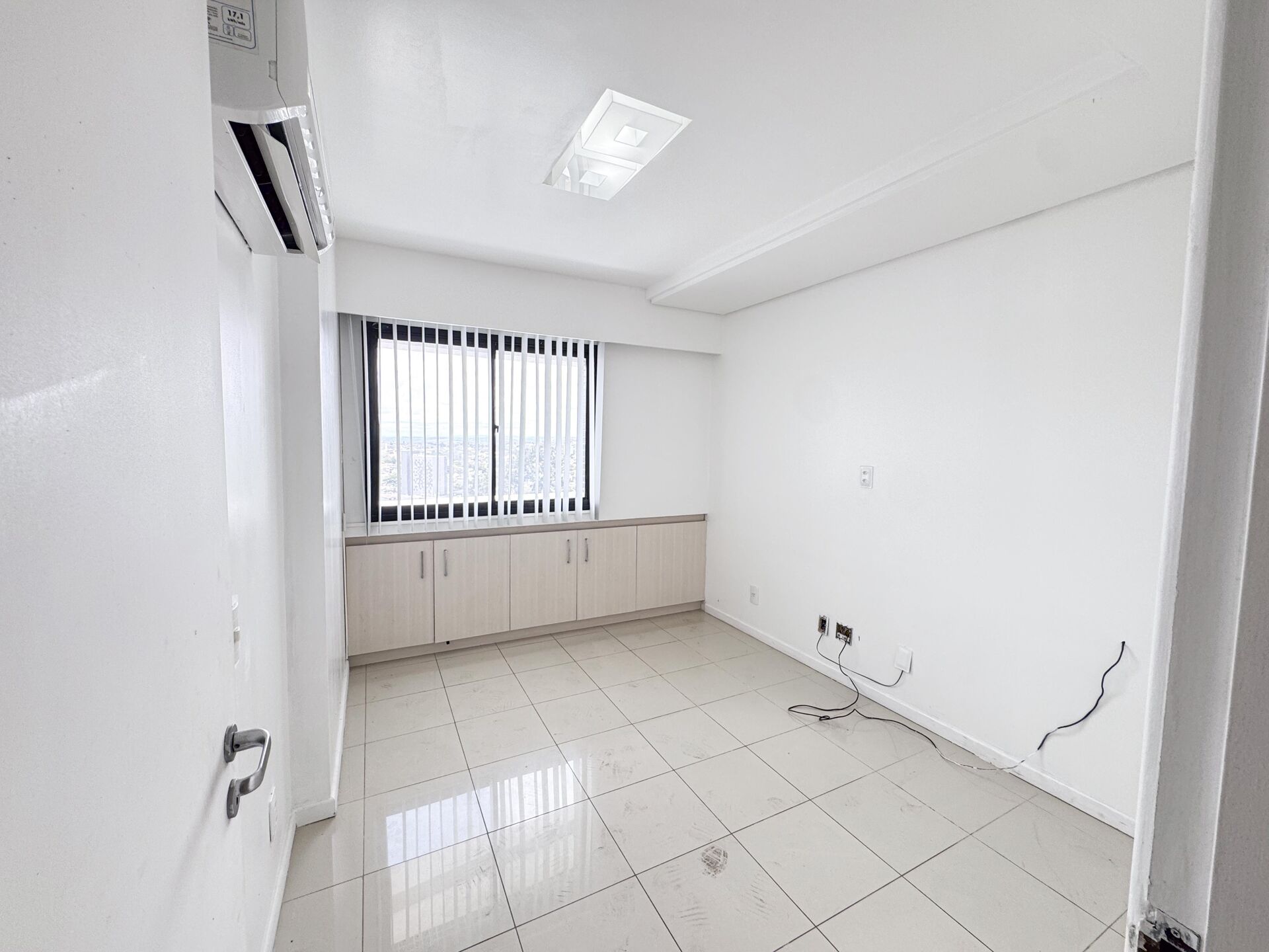 Apartamento para Aluguel Alto Padrão Edifício Portinari por R$ 4.500,00 no bairro Heliópolis - Garanhuns/PE