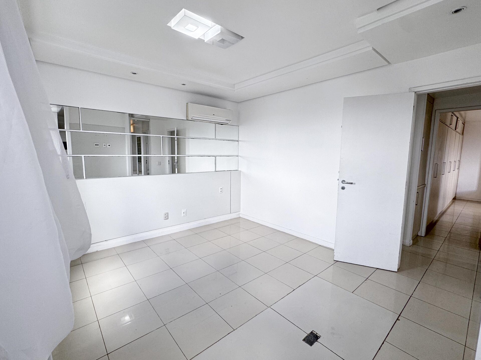 Apartamento para Aluguel Alto Padrão Edifício Portinari por R$ 4.500,00 no bairro Heliópolis - Garanhuns/PE